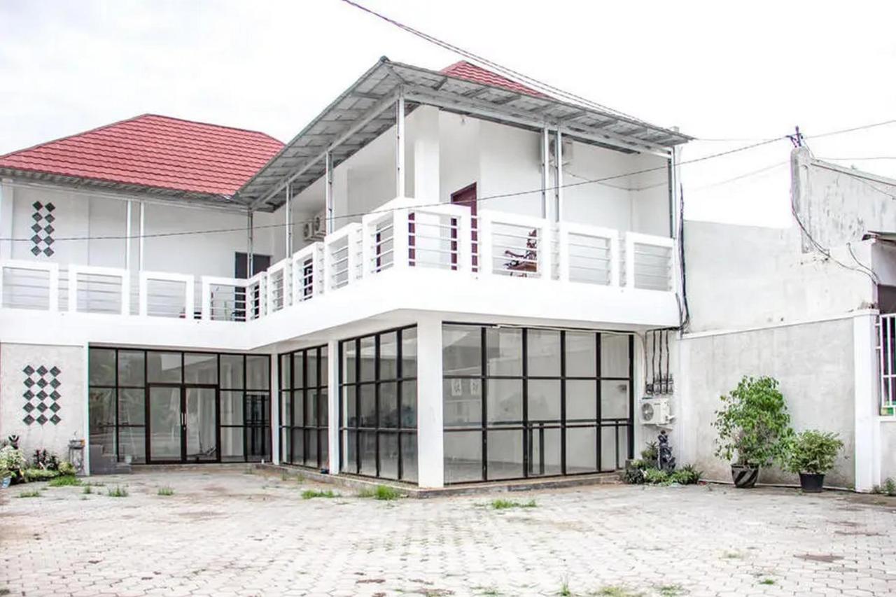 Samar Wulu Guest House Syariah Mitra Reddoorz Near Ketapang Ketapang  Exteriér fotografie