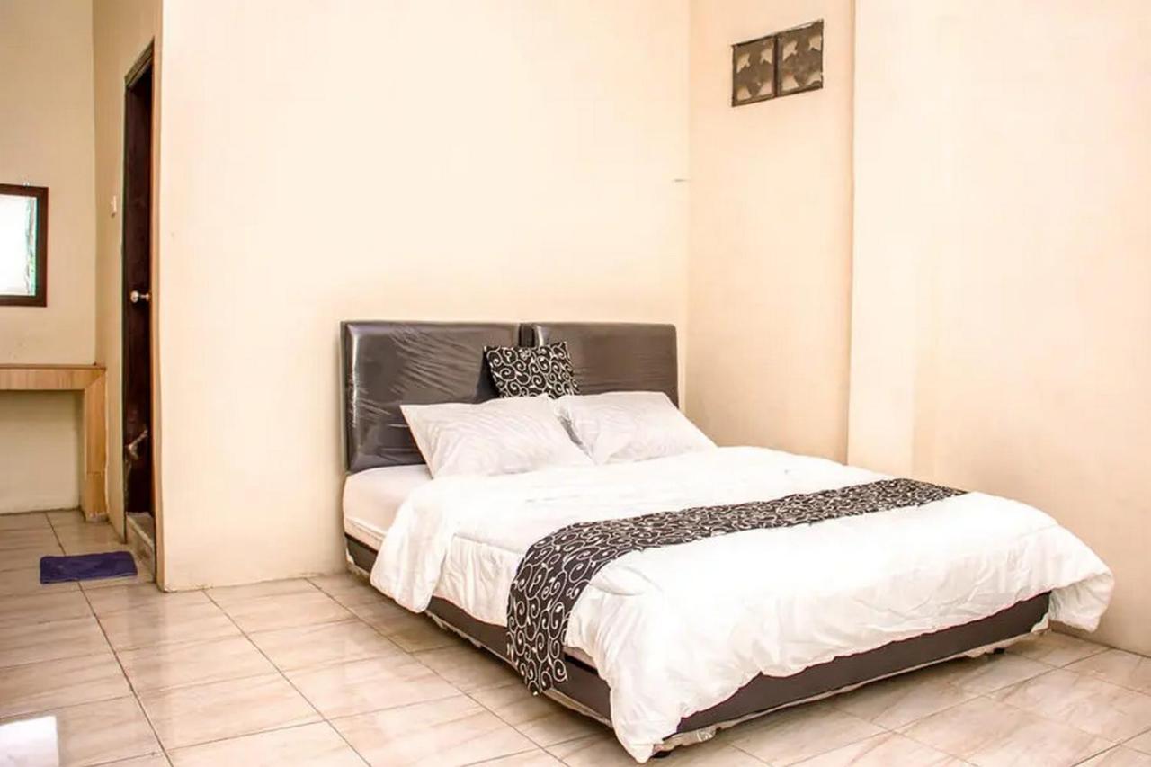 Samar Wulu Guest House Syariah Mitra Reddoorz Near Ketapang Ketapang  Exteriér fotografie