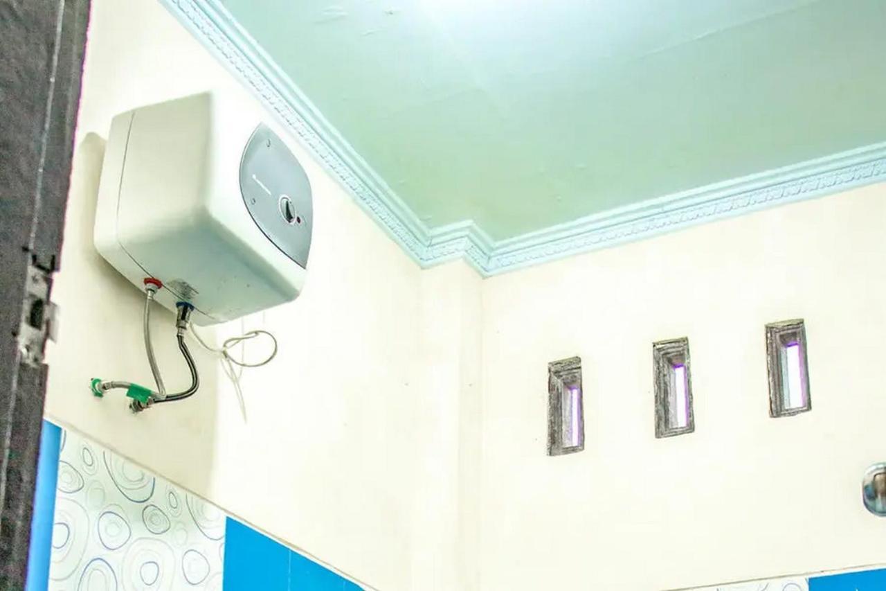 Samar Wulu Guest House Syariah Mitra Reddoorz Near Ketapang Ketapang  Pokoj fotografie